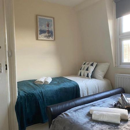 Lovely Private Rooms In Camden, Central ลอนดอน ภายนอก รูปภาพ